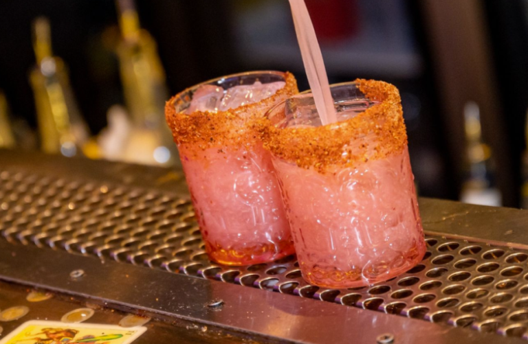 Best Happy Hour in Las Vegas Chinatown at Más Por Favor